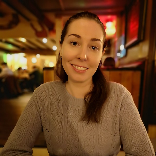 Lisa — co-founder of PawPaw